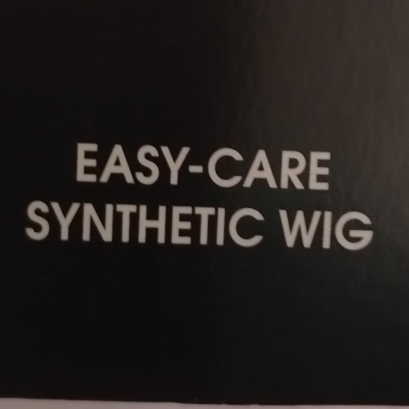 NWT Especially Yours Curly Synthetic Wig - Picture 4 of 15